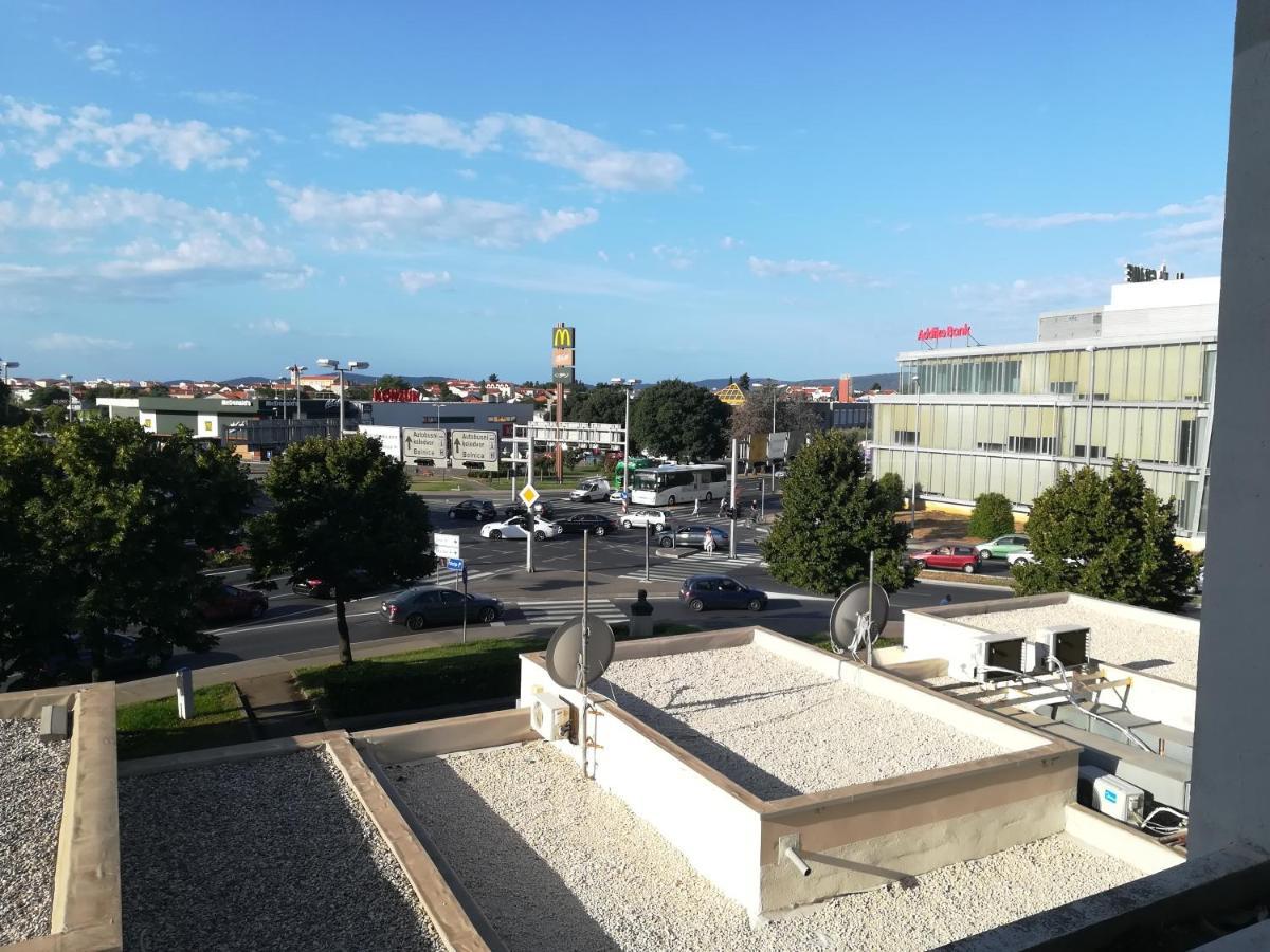 Ryanair'S Urban Flat In Zadar-Kolovare Beach Экстерьер фото